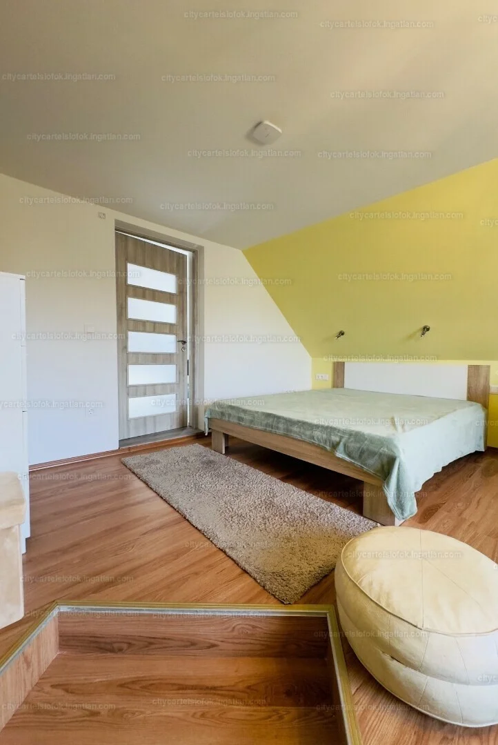 Eladó családi ház Siófokon - Kép 14