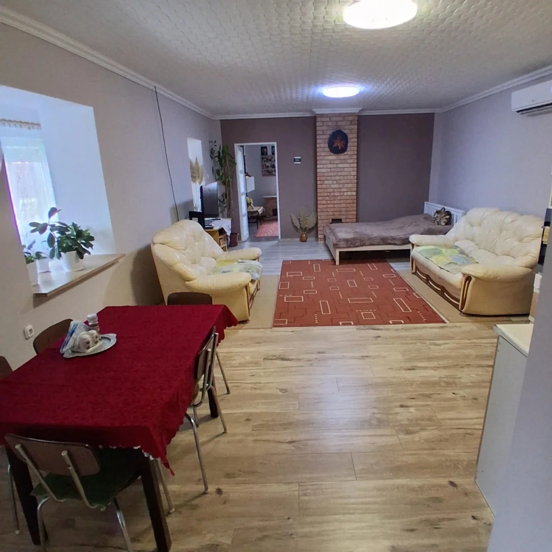 Eladó családi ház Enyingen - Kép 5