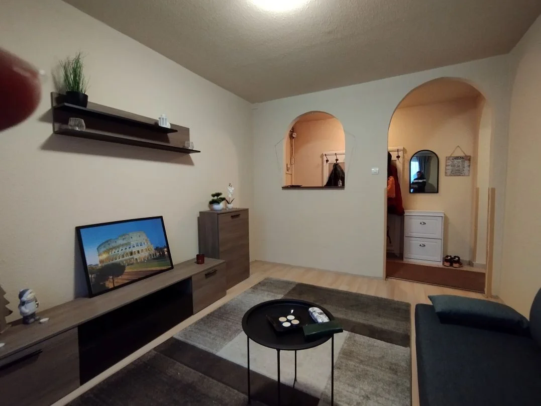 Eladó tégla lakás Székesfehérváron - Kép 2