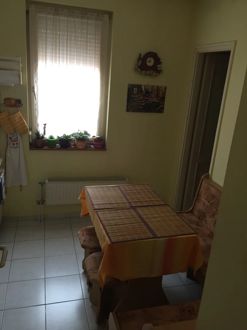 Eladó panel lakás Kecskeméten