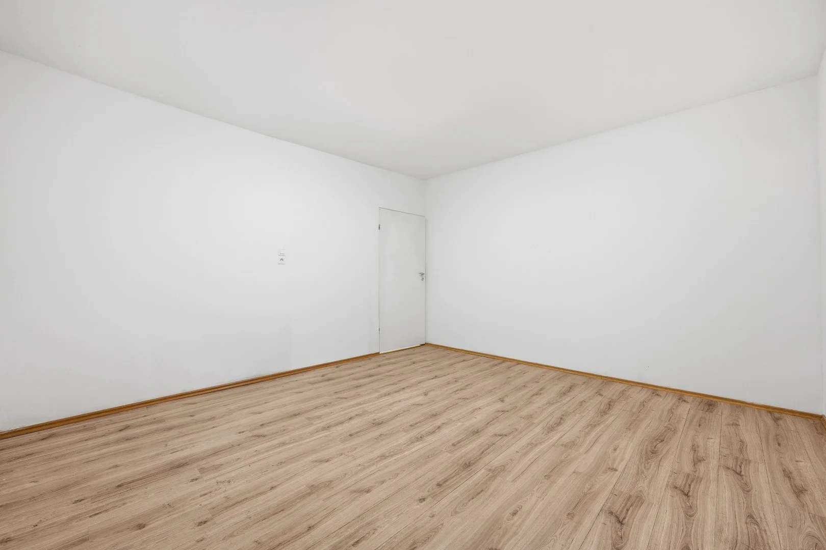 Eladó sorház Esztergomban - Kép 15