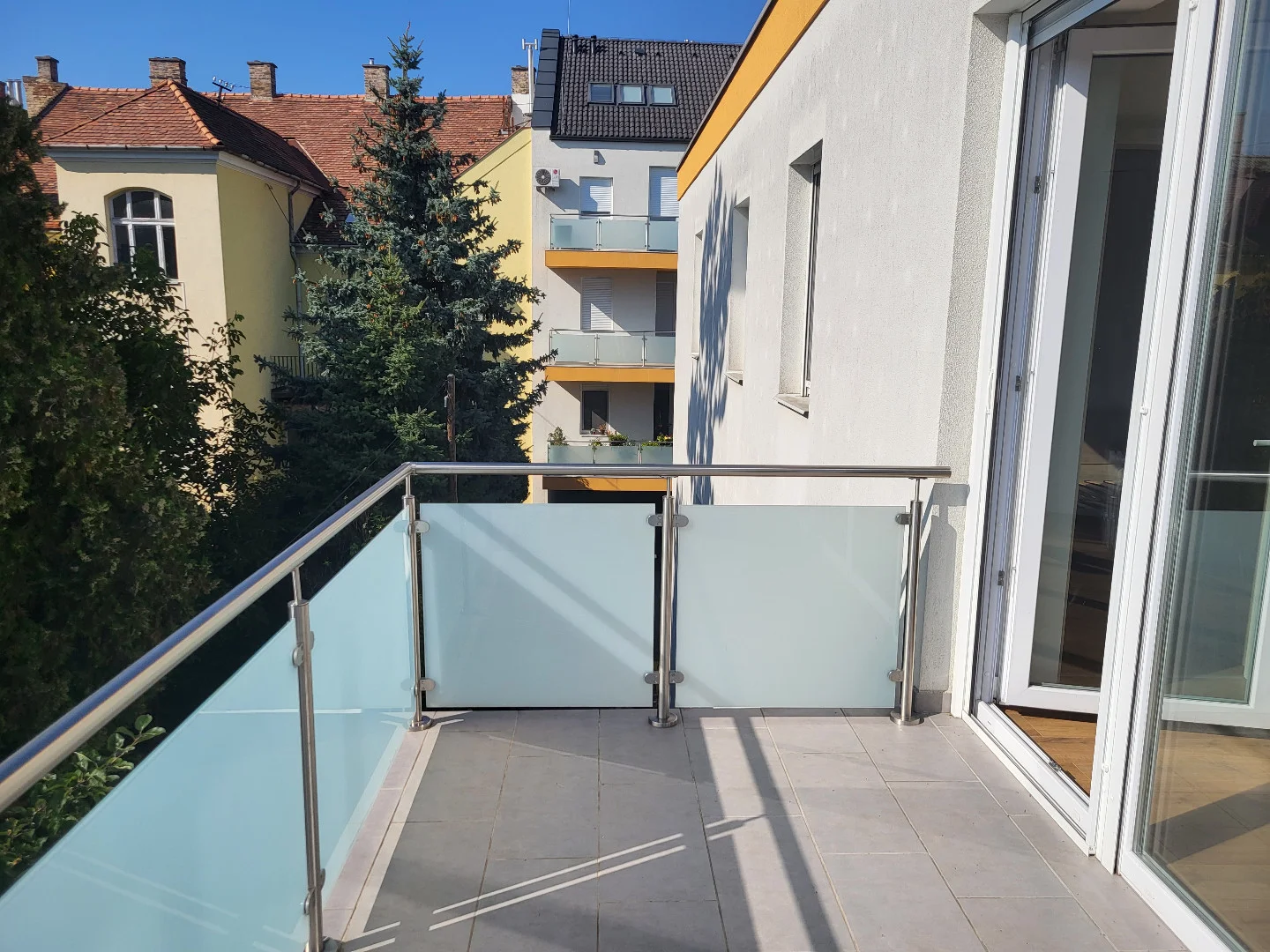 Kiadó tégla lakás Székesfehérváron - Kép 3