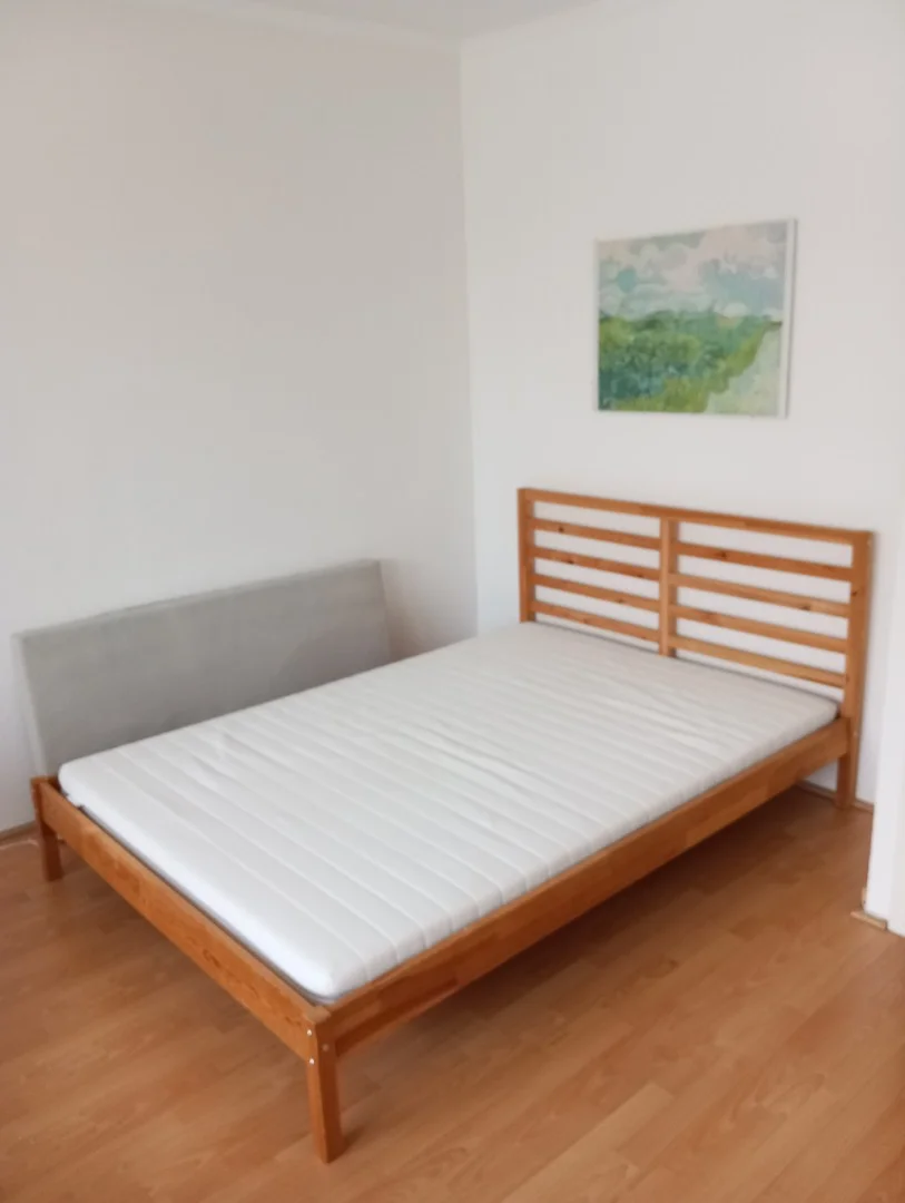 Eladó tégla lakás Budapest 03. ker.en - Kép 3