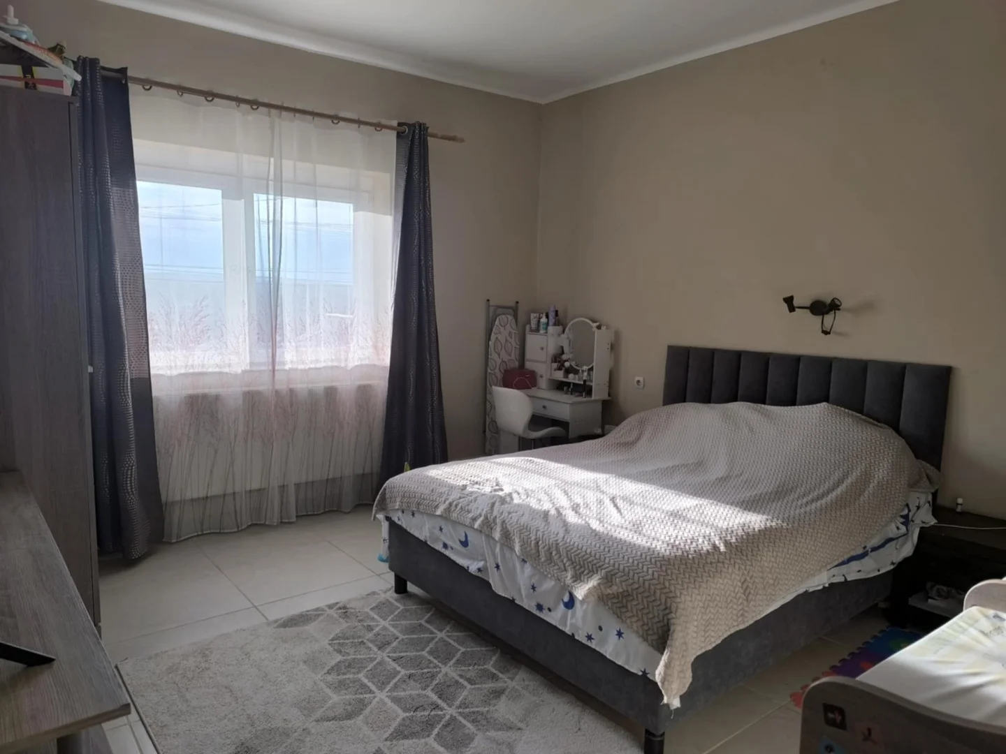 Eladó családi ház Tatabányán - Kép 9