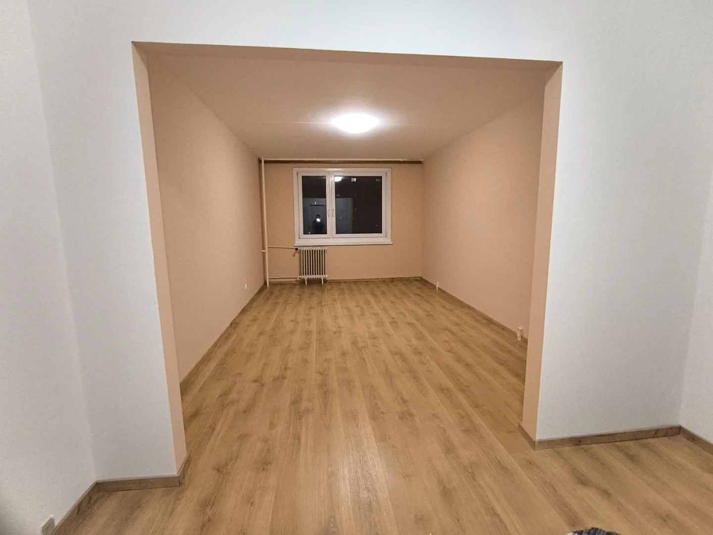 Eladó panel lakás Győrött - Kép 3