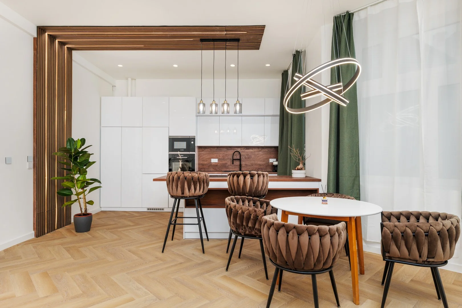 Eladó tégla lakás Budapest 05. ker.en - Kép 2