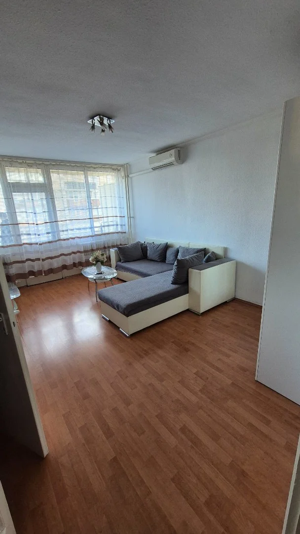 Eladó panel lakás Budapest 20. ker.en - Kép 2