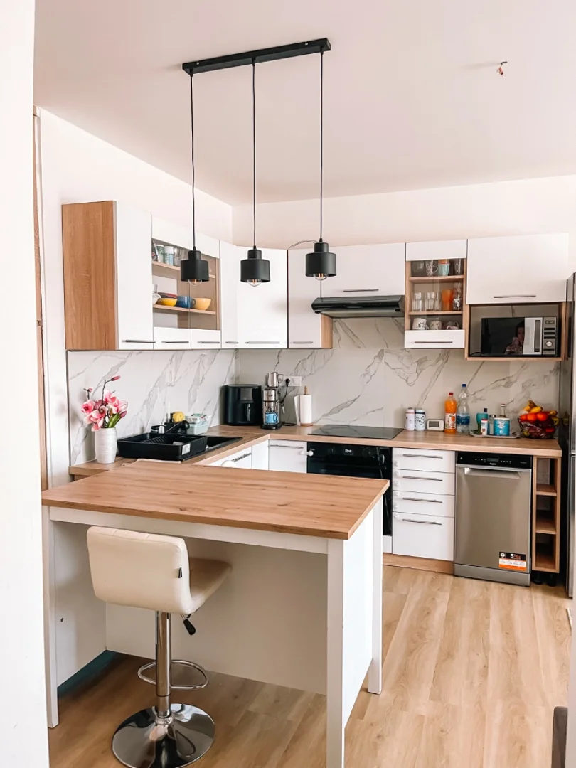 Eladó tégla lakás Várpalotan