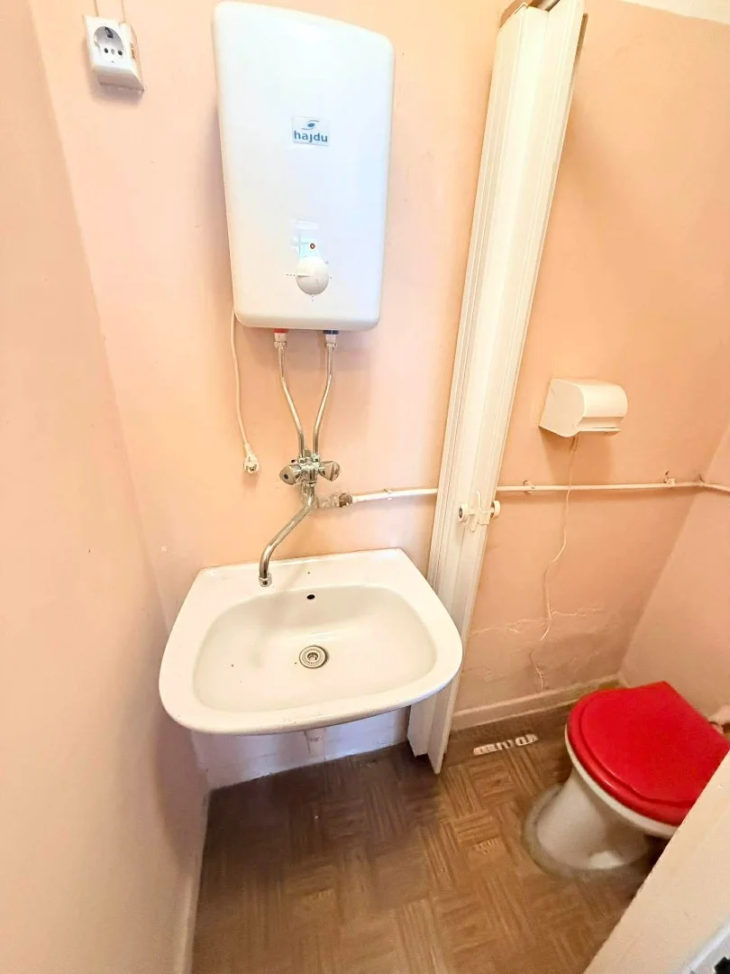 Eladó üzlet iroda / üzlet / kereskedelmi / szolgáltató Kazincbarcikan - Kép 6