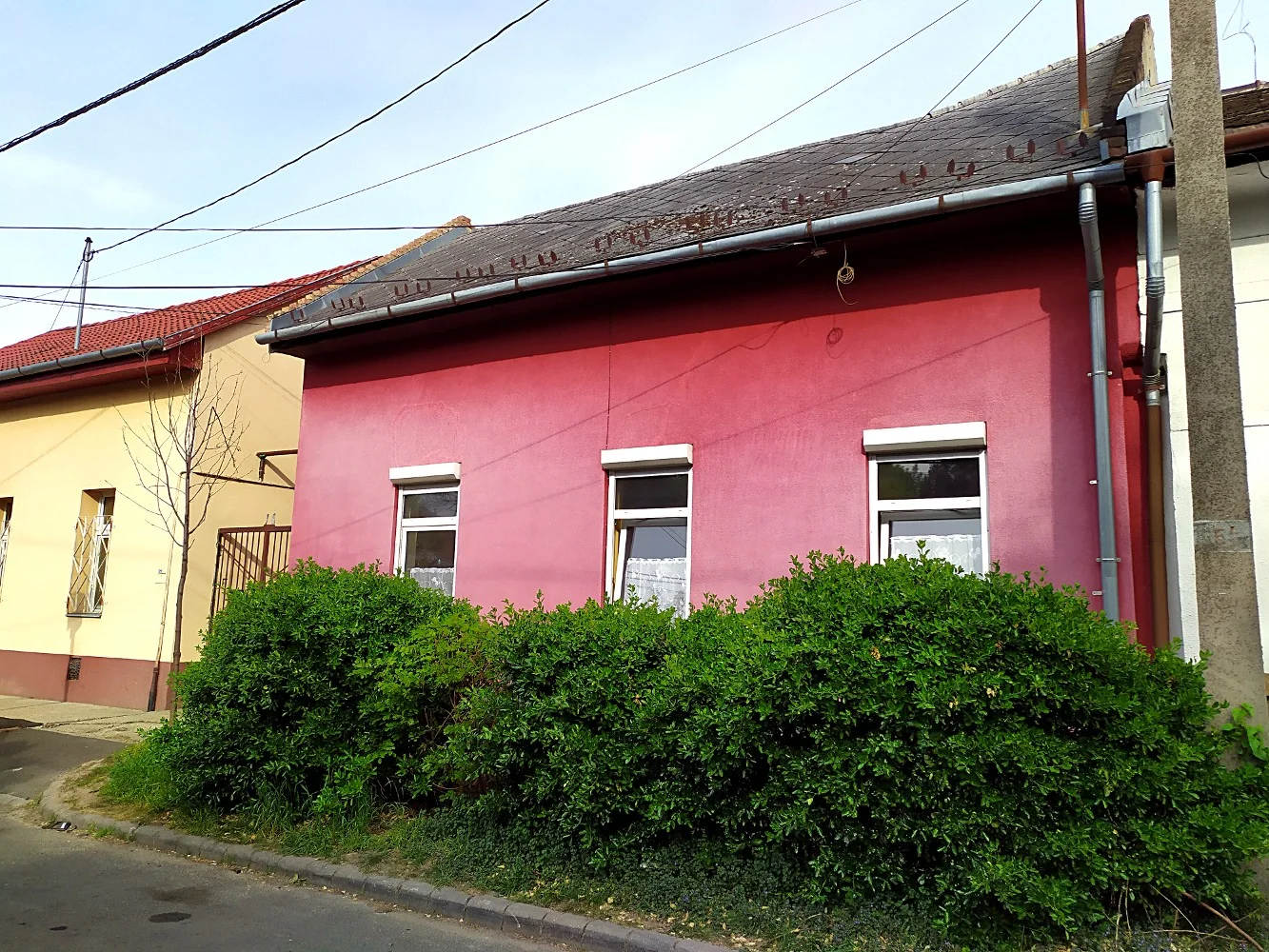 Eladó ikerház Budapest 15. ker.en