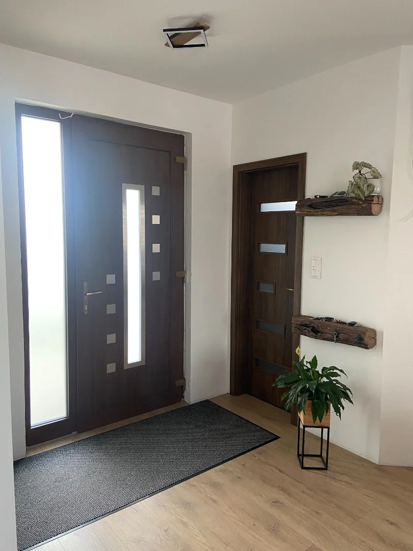 Eladó családi ház Tordason - Kép 9