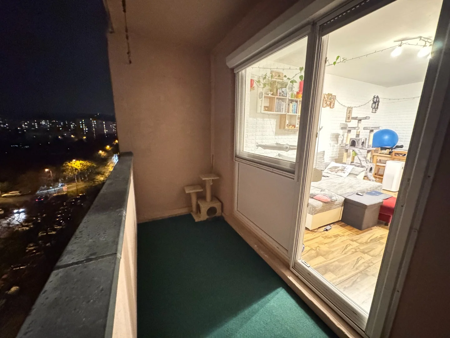 Eladó panel lakás Budapest 03. ker.en - Kép 4