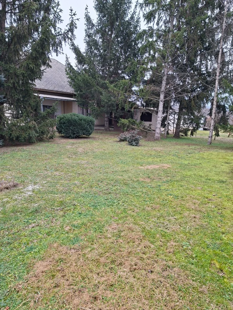 Eladó családi ház Balatonbogláron - Kép 2