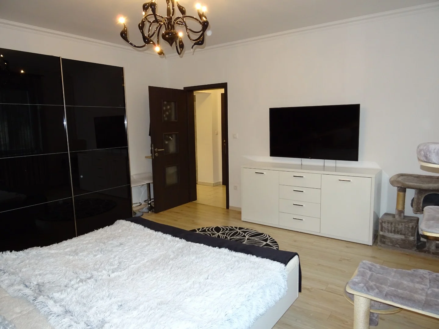 Eladó családi ház Szombathelyen - Kép 5