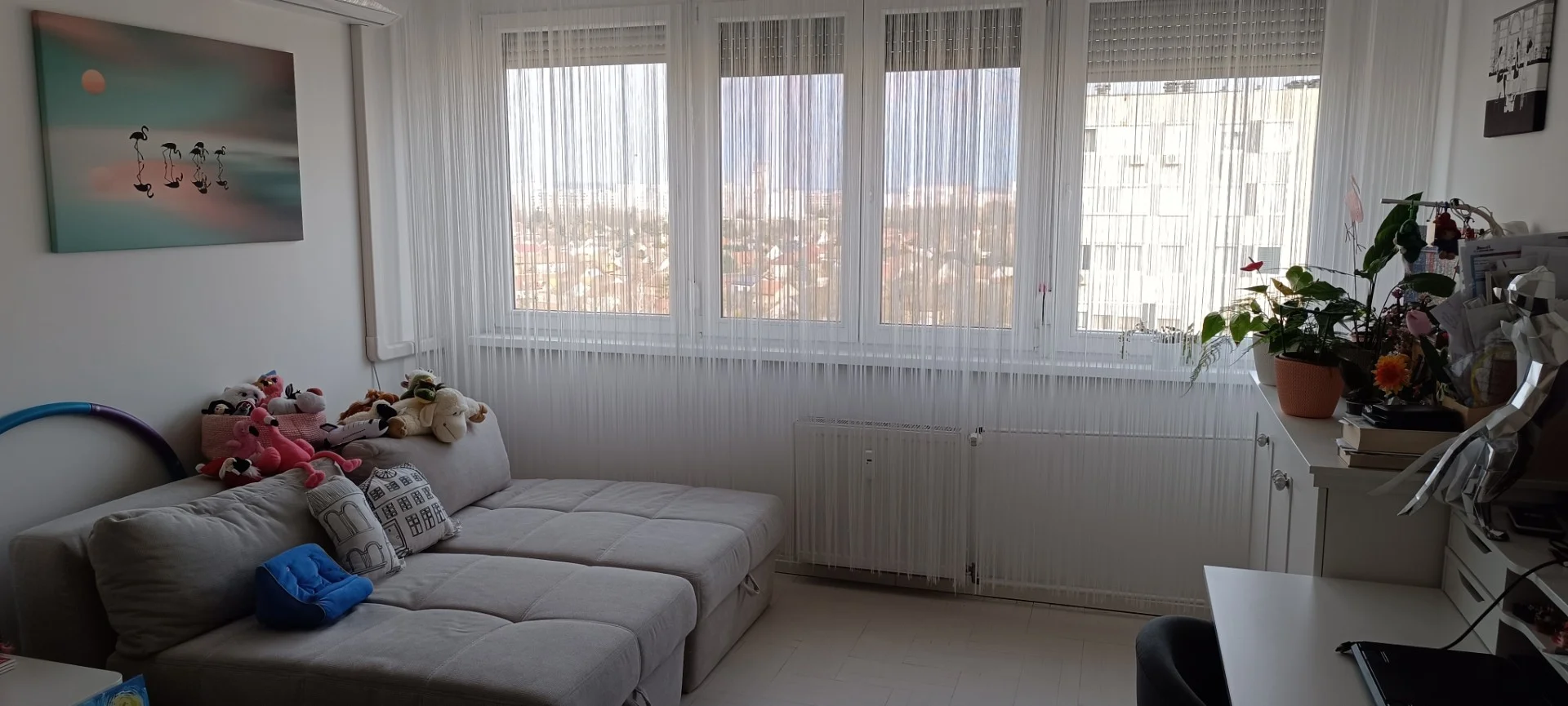 Eladó panel lakás Budapest 15. ker.en - Kép 2