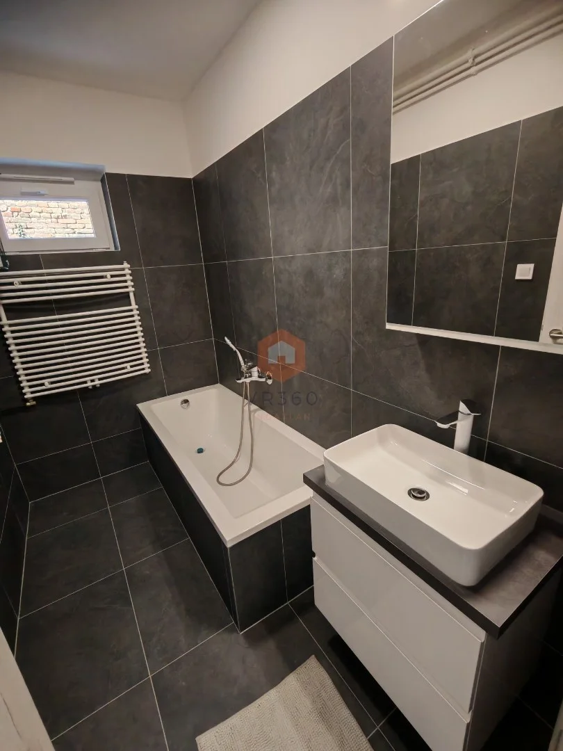 Eladó tégla lakás Pécsen - Kép 5