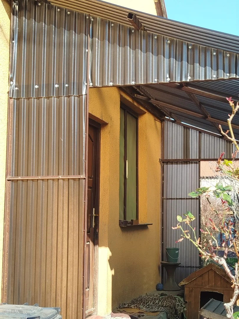 Eladó családi ház Pécsen - Kép 13