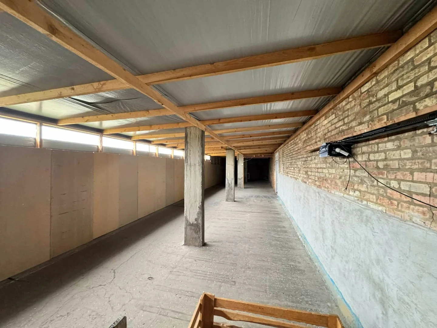 Eladó iroda iroda / üzlet / kereskedelmi / szolgáltató Pécsen - Kép 6