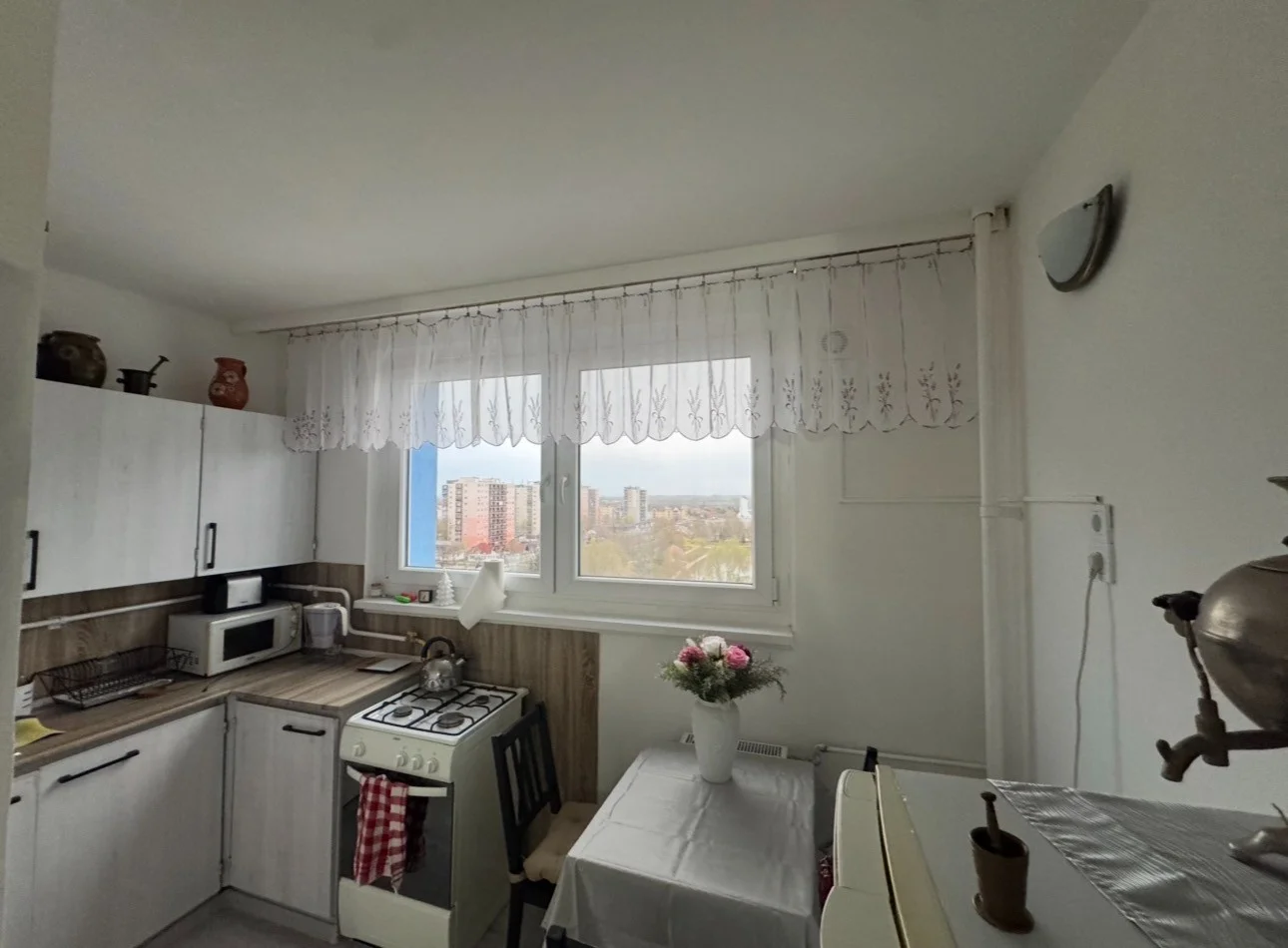 Eladó panel lakás Tiszaújvároson - Kép 4