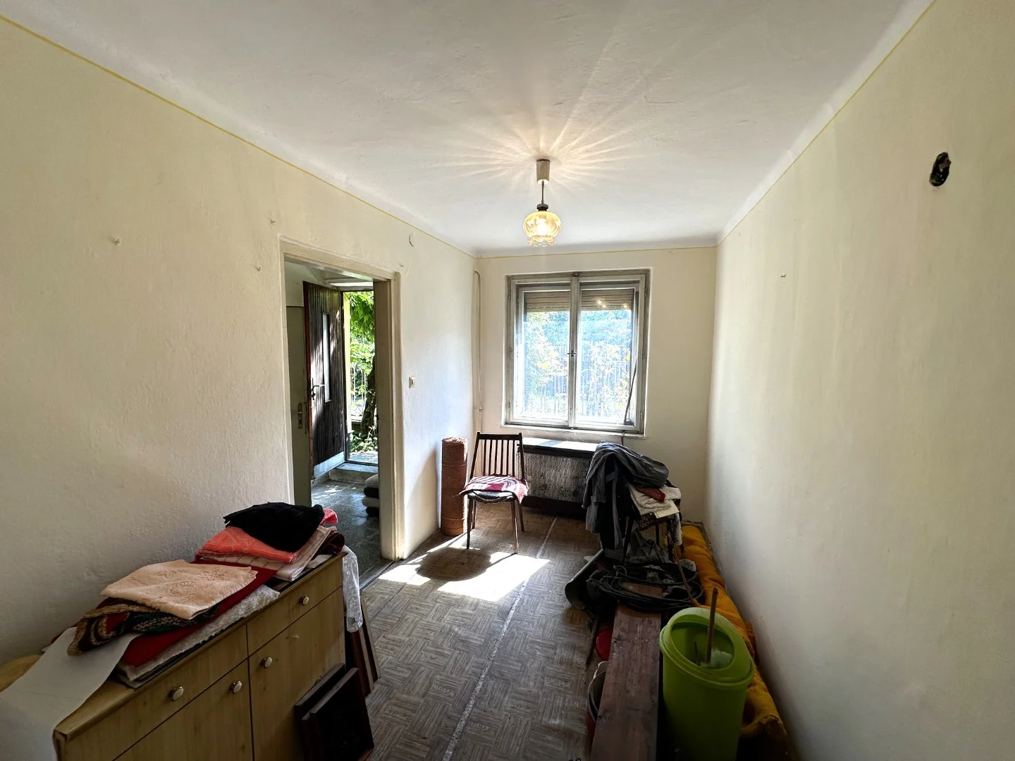 Eladó családi ház Pécsen - Kép 8