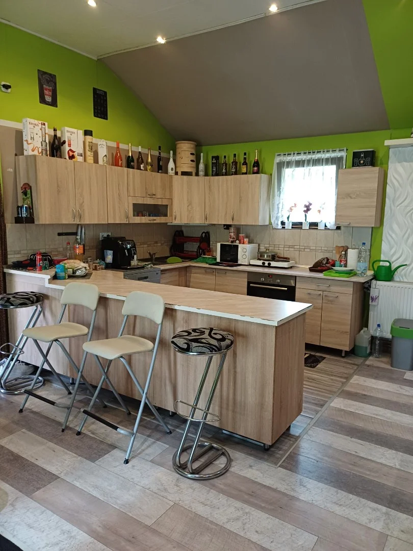 Eladó családi ház Pécelen - Kép 3