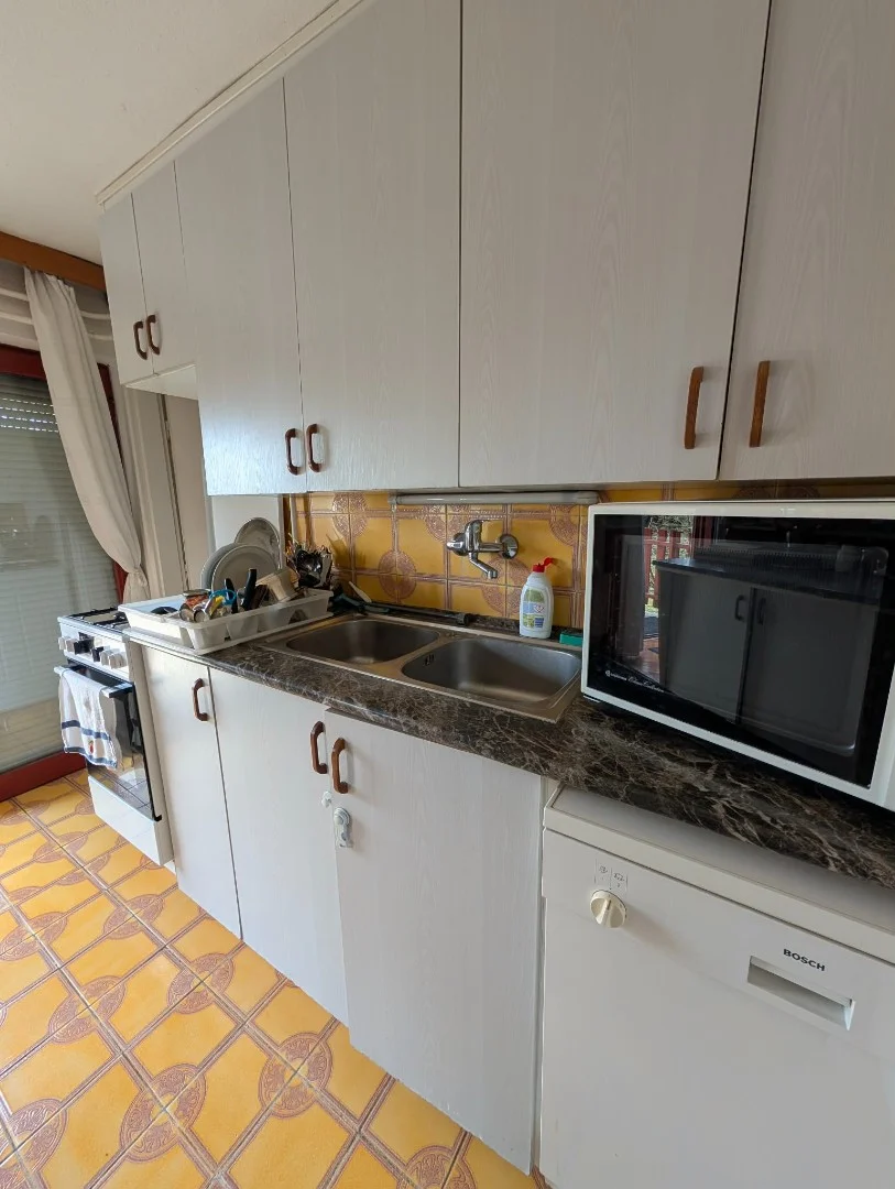 Eladó családi ház Pécsen - Kép 4