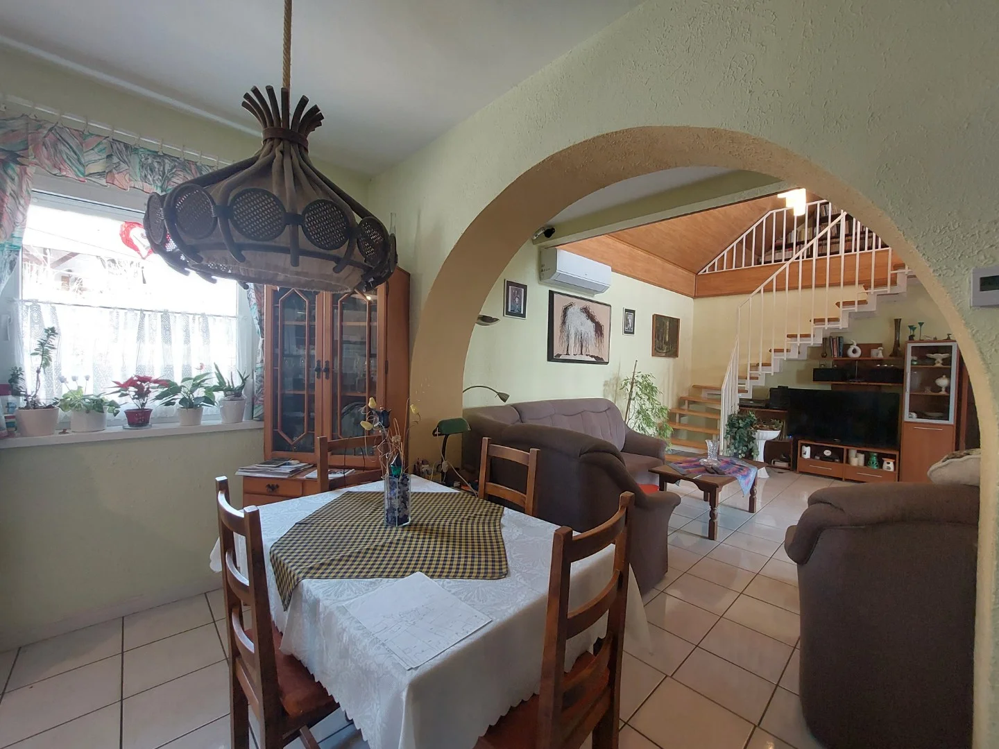 Eladó családi ház Pécsen - Kép 6