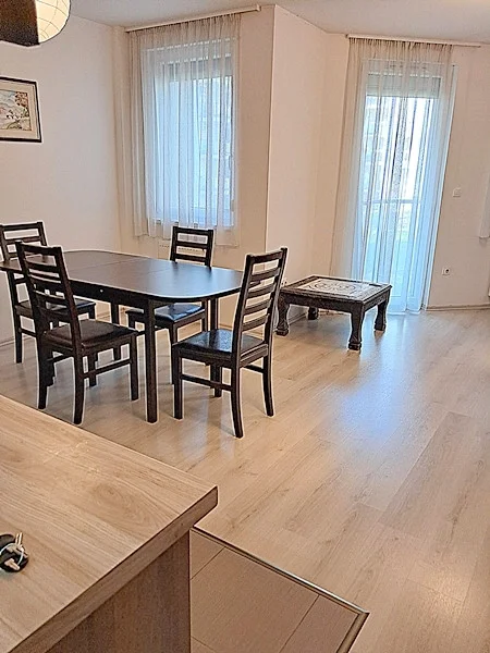 Kiadó tégla lakás Budapest 14. ker.en - Kép 4