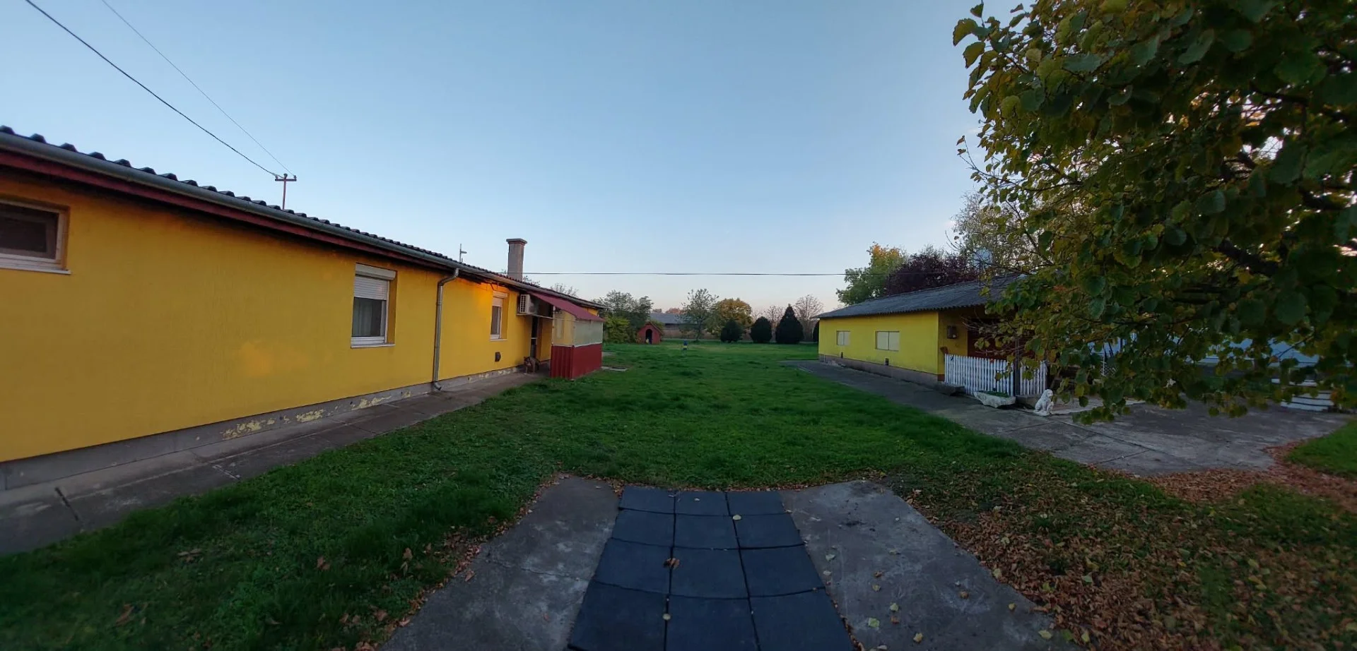 Eladó családi ház Újszászon - Kép 4