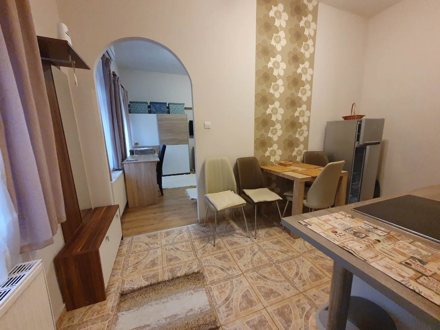 Kiadó tégla lakás Pécsen - Kép 10