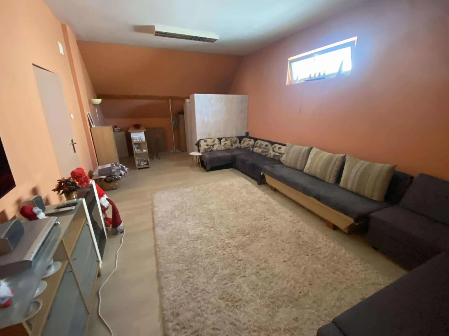 Eladó családi ház Dunaújvárosban - Kép 9