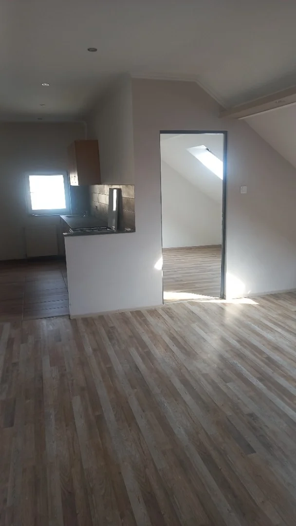 Kiadó tégla lakás Budapest 16. ker.en - Kép 6