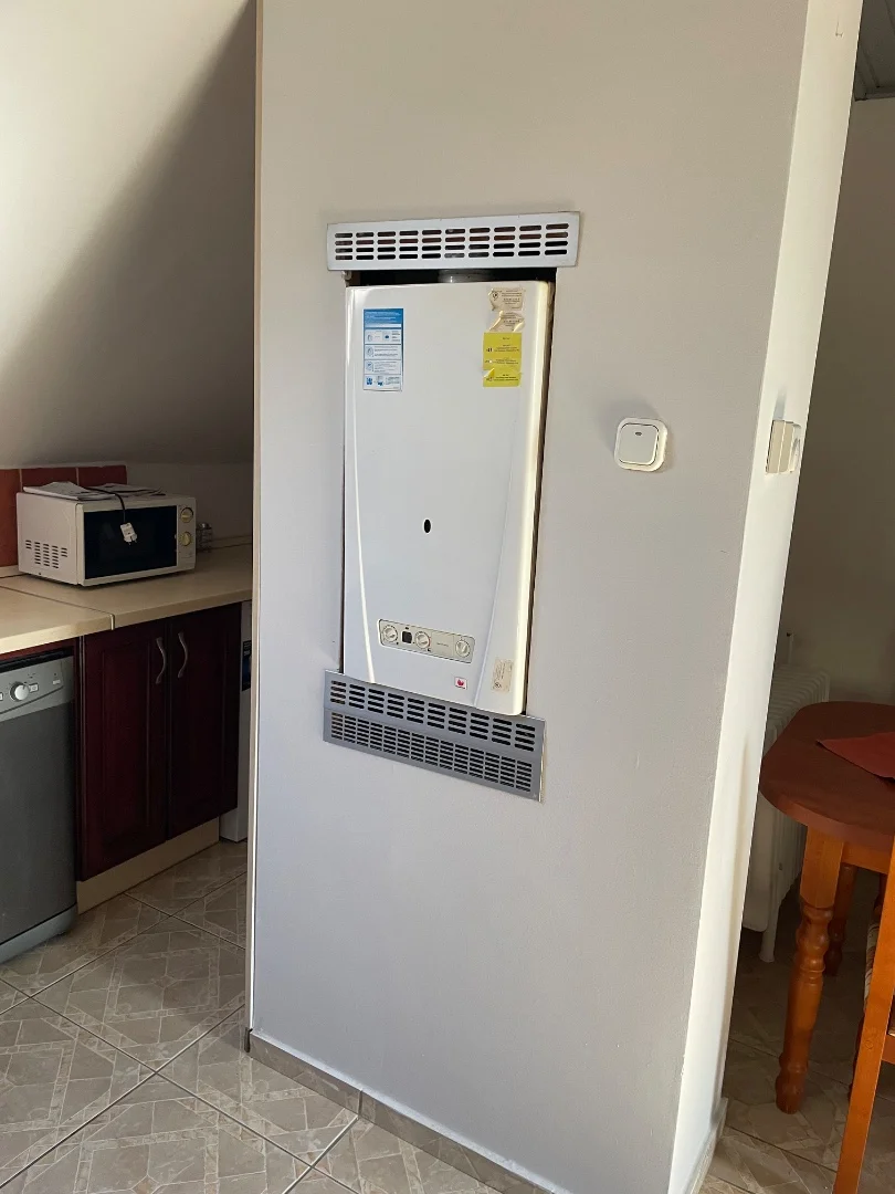 Eladó tégla lakás Győrött - Kép 15