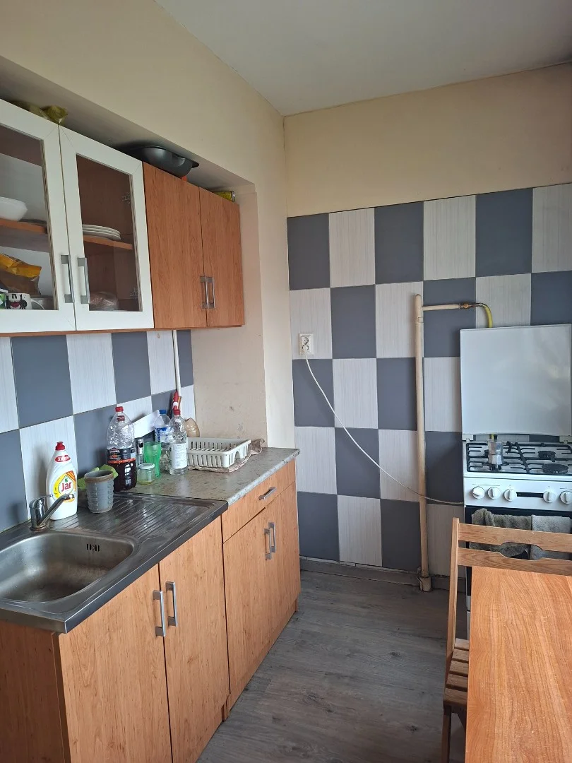 Eladó panel lakás Hódmezővásárhelyen - Kép 2