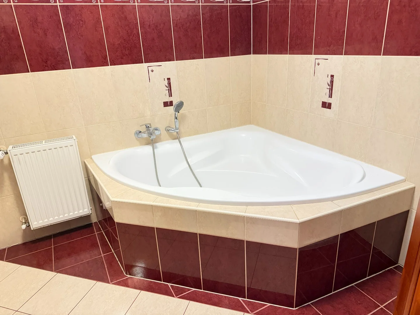 Eladó családi ház Nyúlon - Kép 17