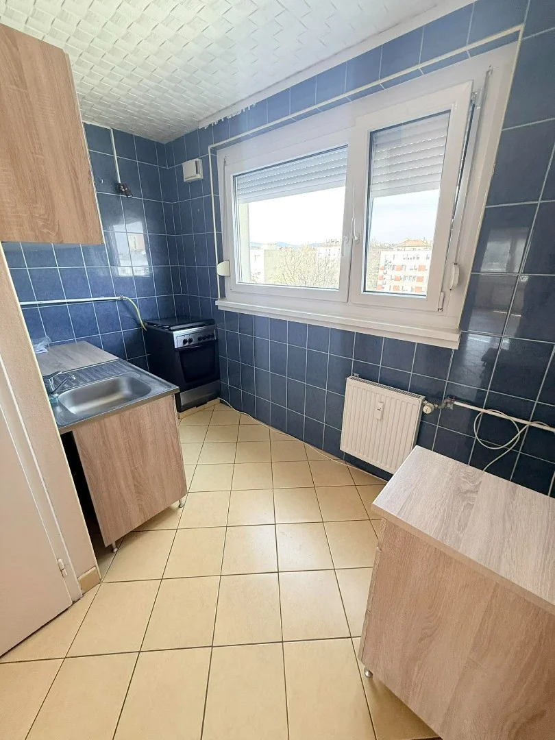 Eladó panel lakás Kazincbarcikan