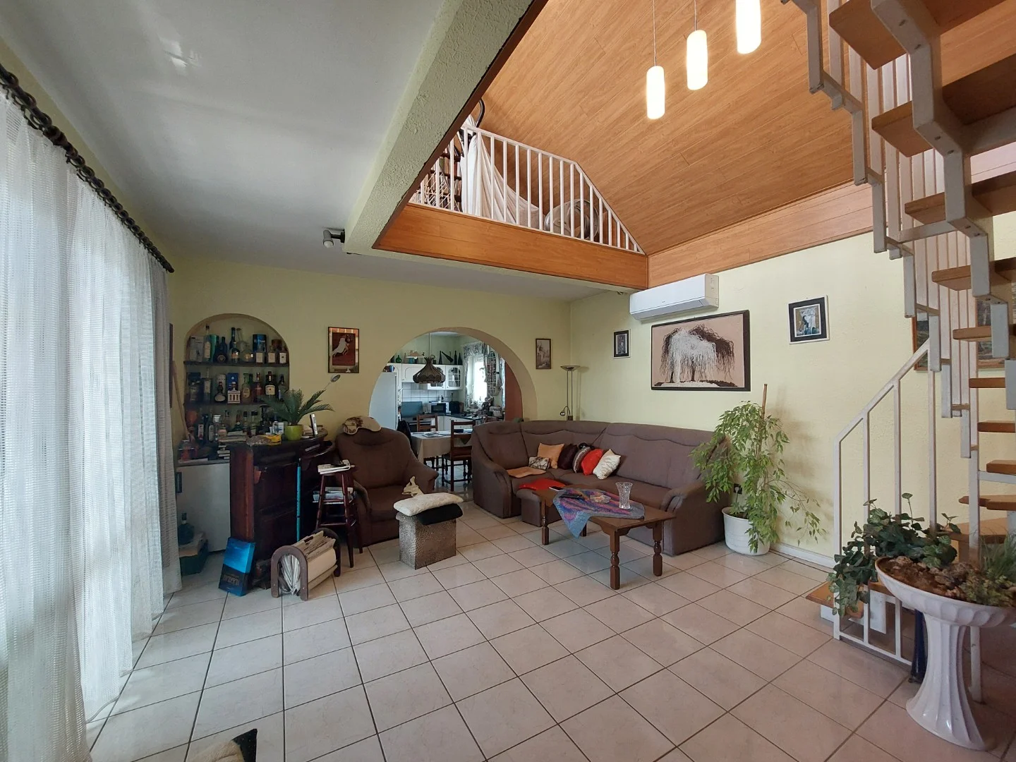 Eladó családi ház Pécsen - Kép 4