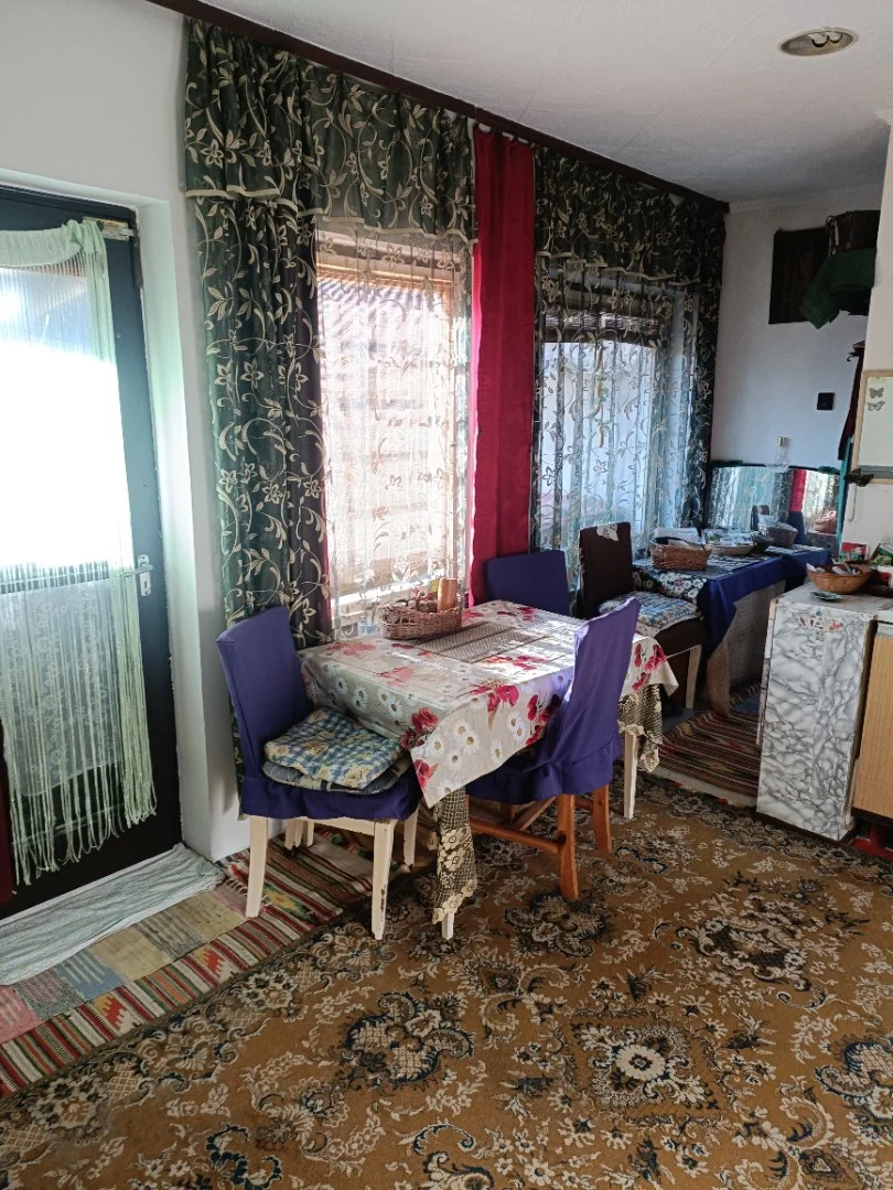 Eladó családi ház Keszegen - Kép 9