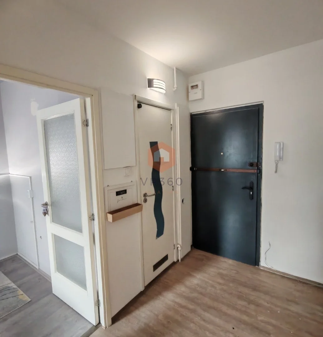 Eladó panel lakás Pécs Illyés Gyula - Kép 8