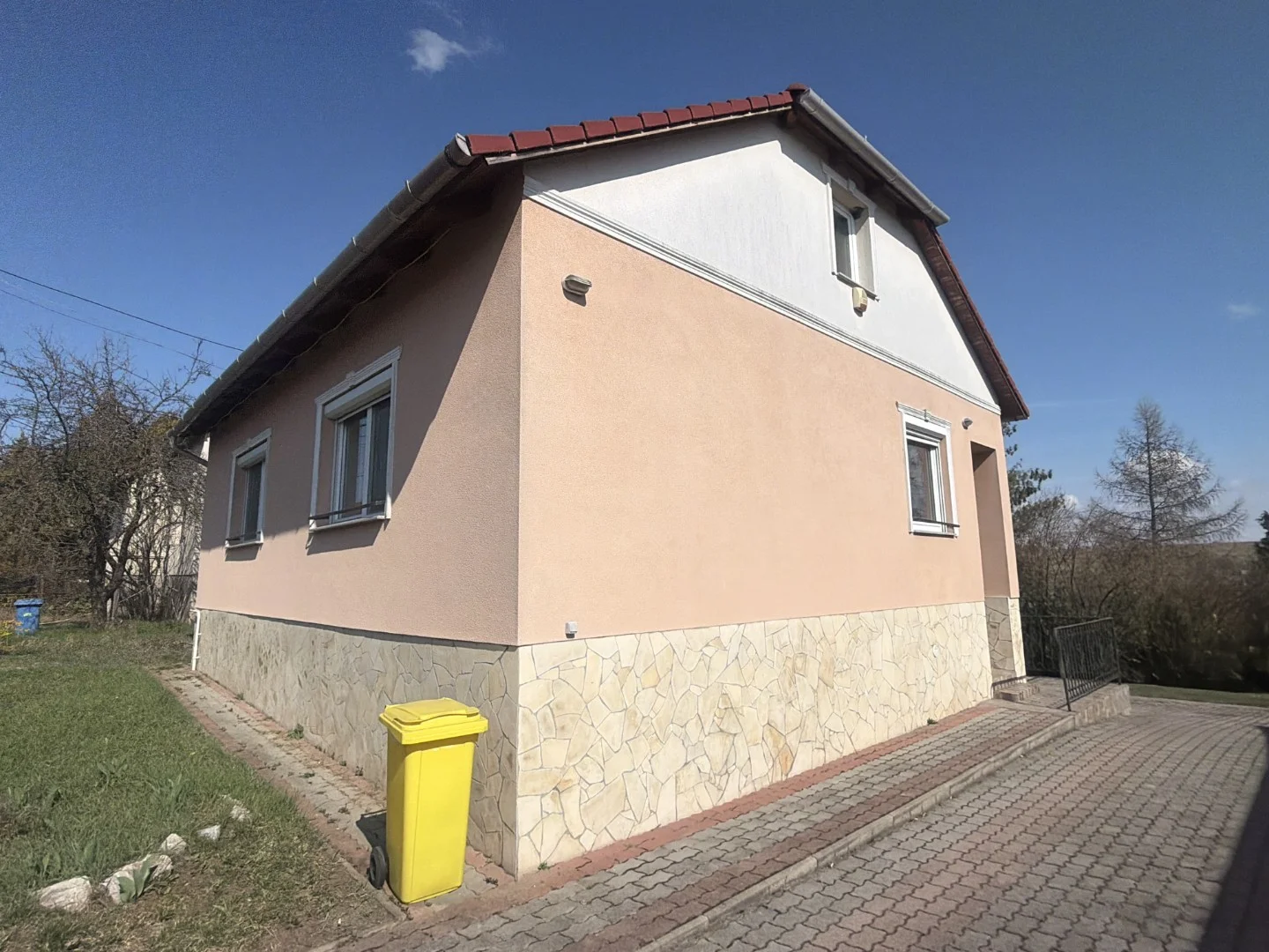 Eladó családi ház Miskolcon - Kép 15