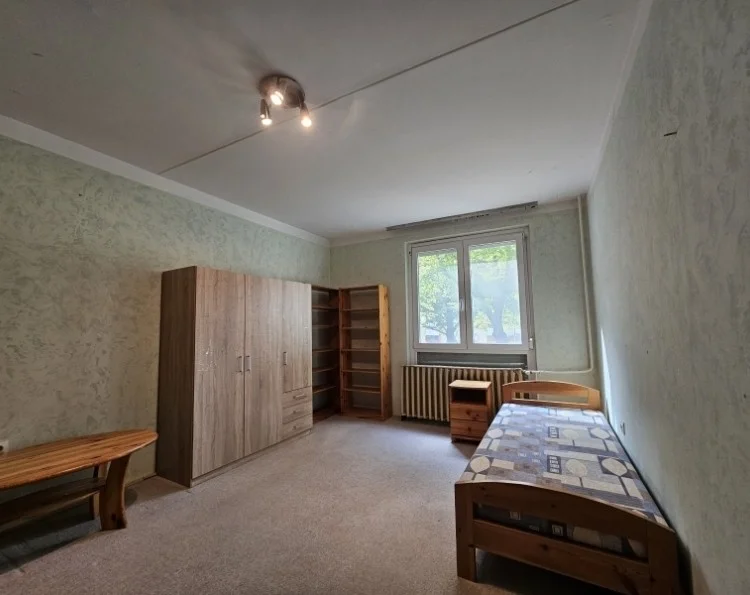 Eladó panel lakás Pécsen - Kép 4