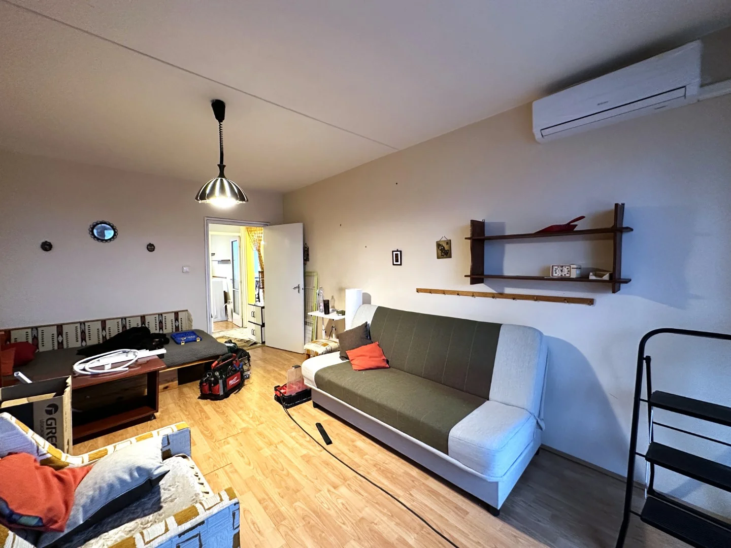 Eladó panel lakás Pécsen - Kép 5