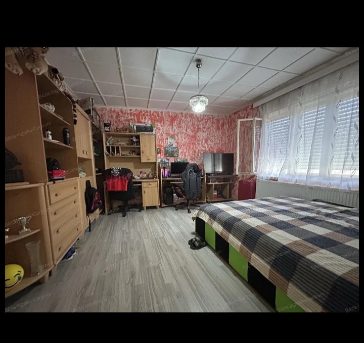 Eladó családi ház Dávodon - Kép 9