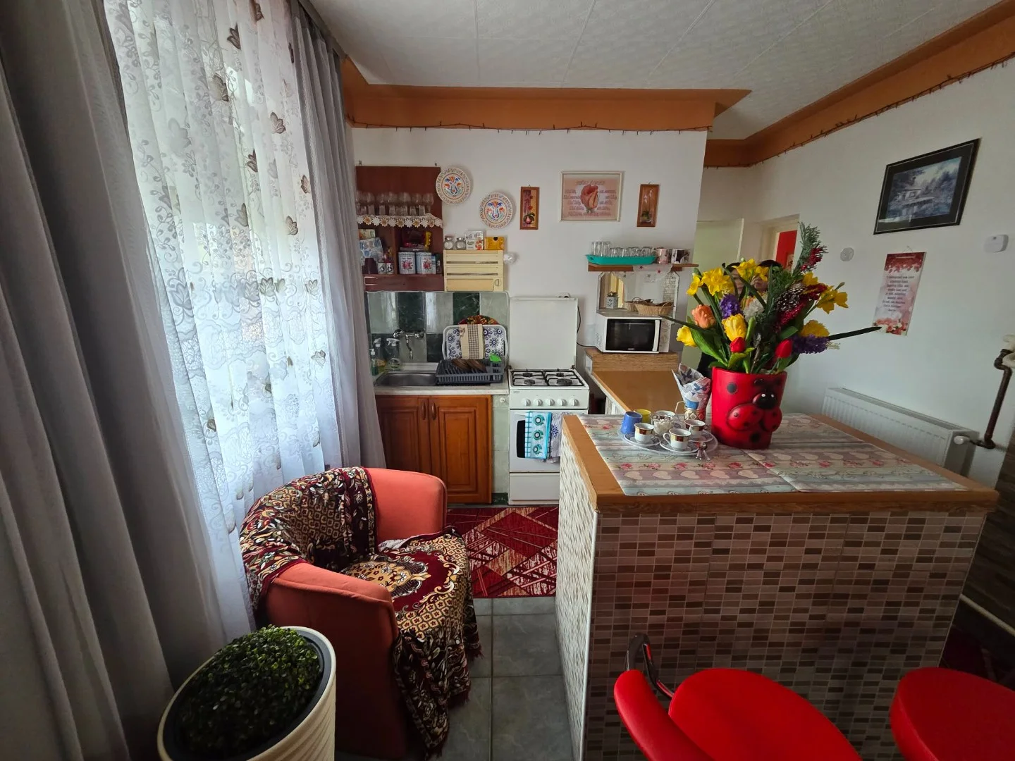 Eladó családi ház Bujon - Kép 4