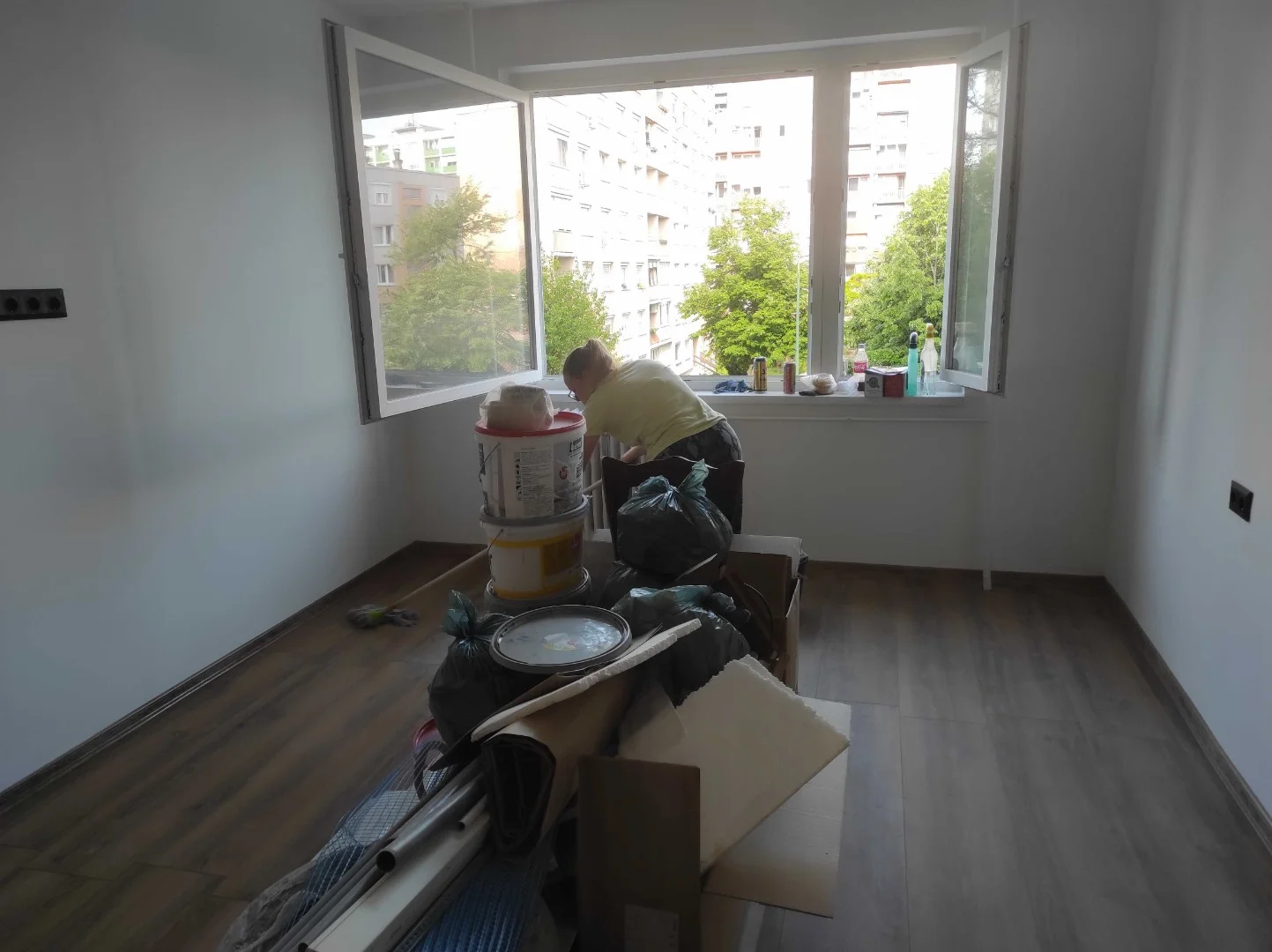 Eladó panel lakás Dunaújvárosban