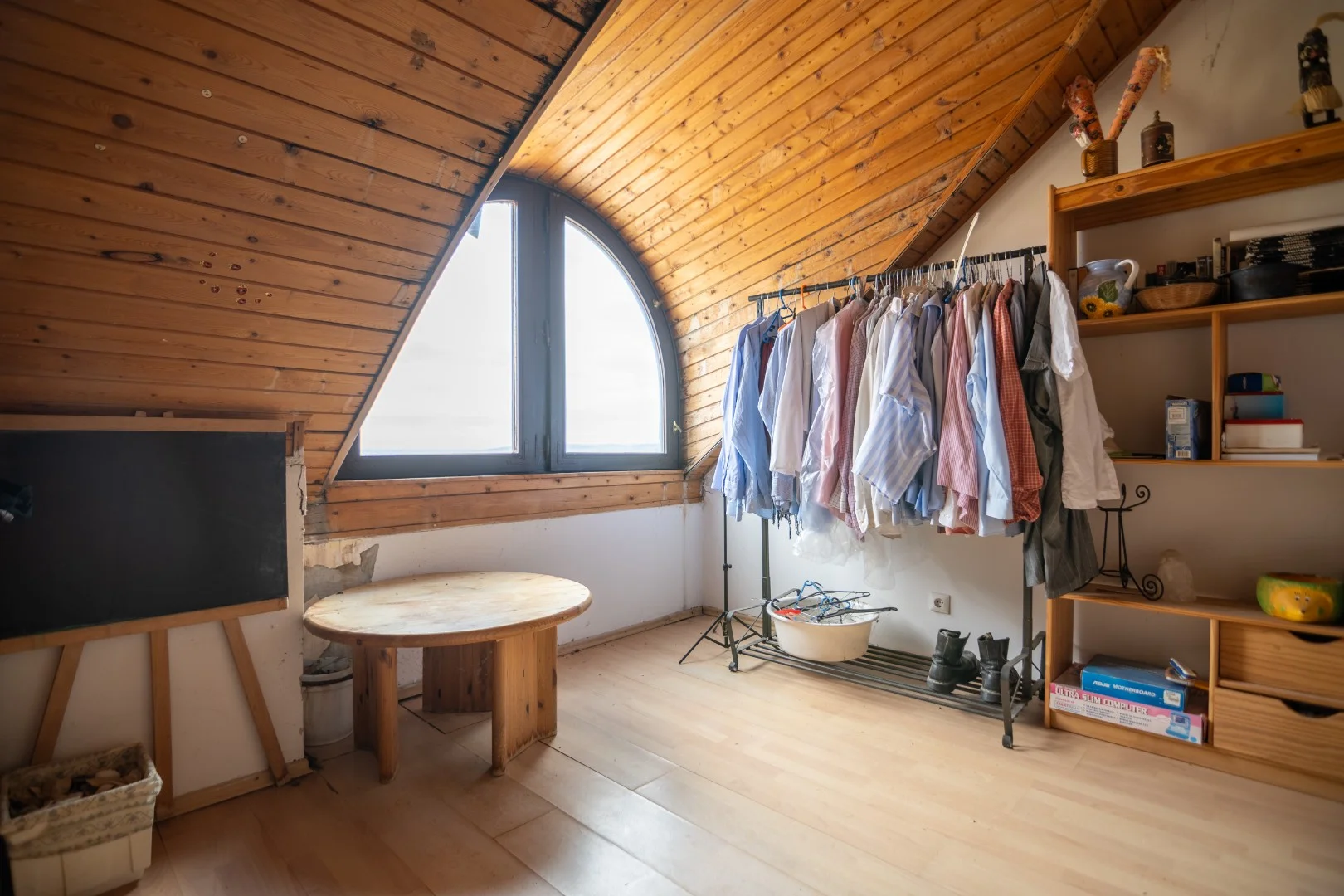 Eladó családi ház Pomázon - Kép 12