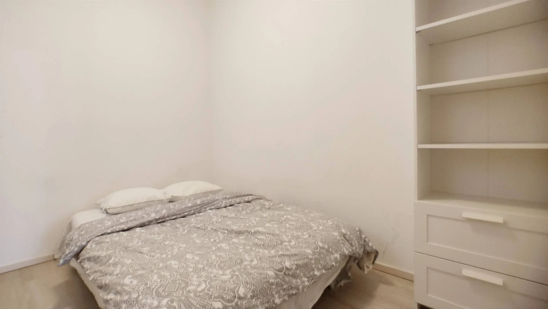 Kiadó tégla lakás Budapest 02. ker.en - Kép 11