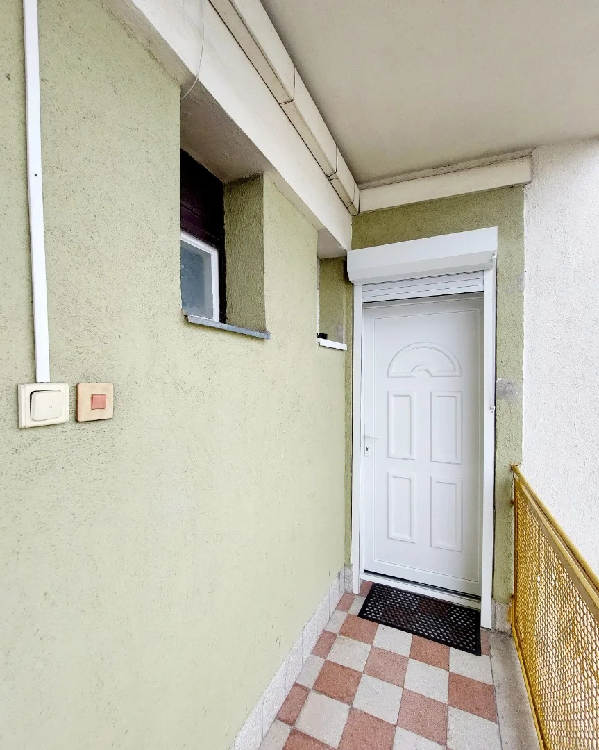 Eladó tégla lakás Pécsen - Kép 18