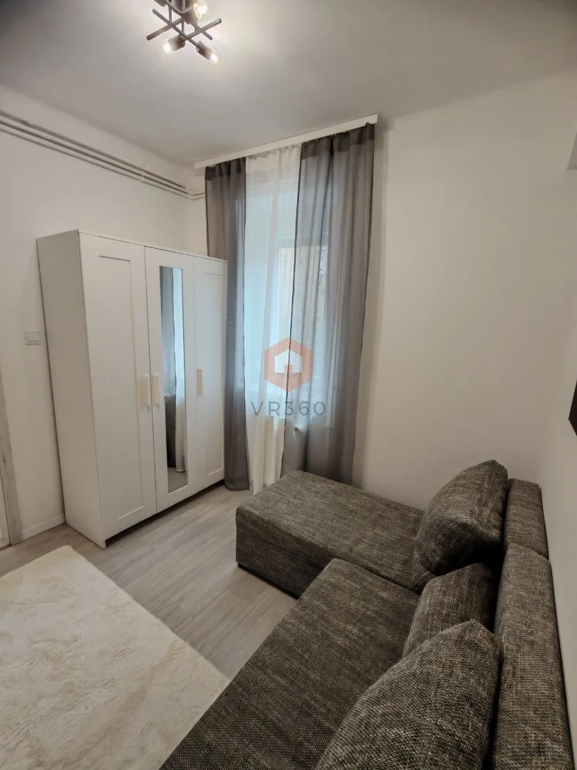 Eladó tégla lakás Pécsen - Kép 9