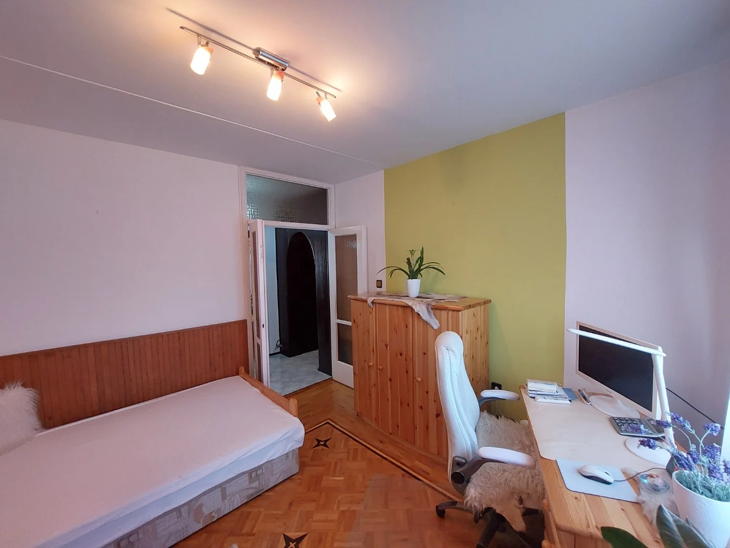 Eladó panel lakás Pécsen - Kép 6